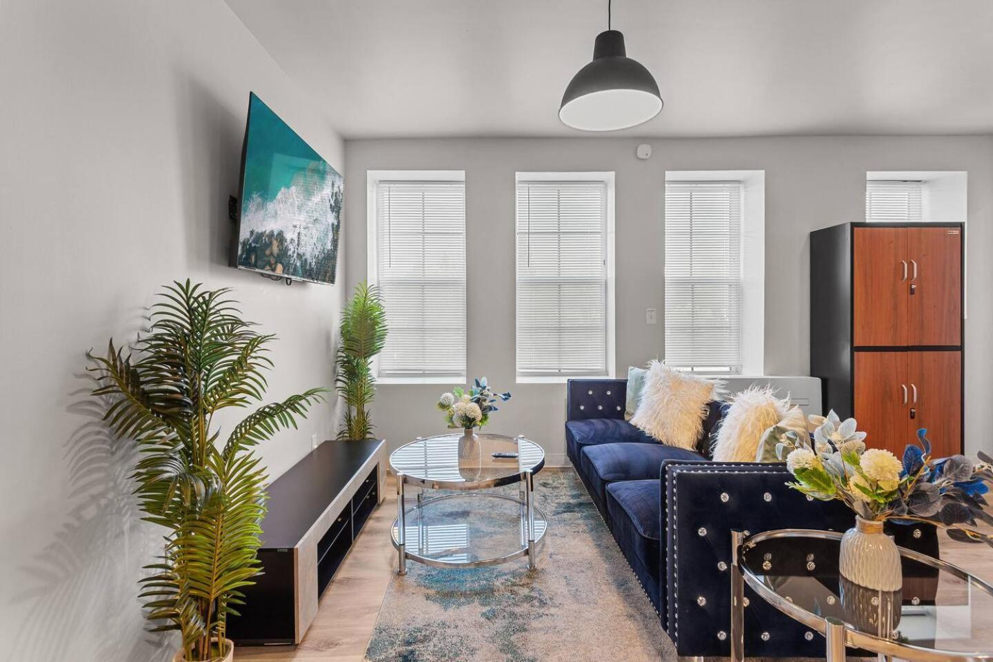 Classic 2br Apartment *